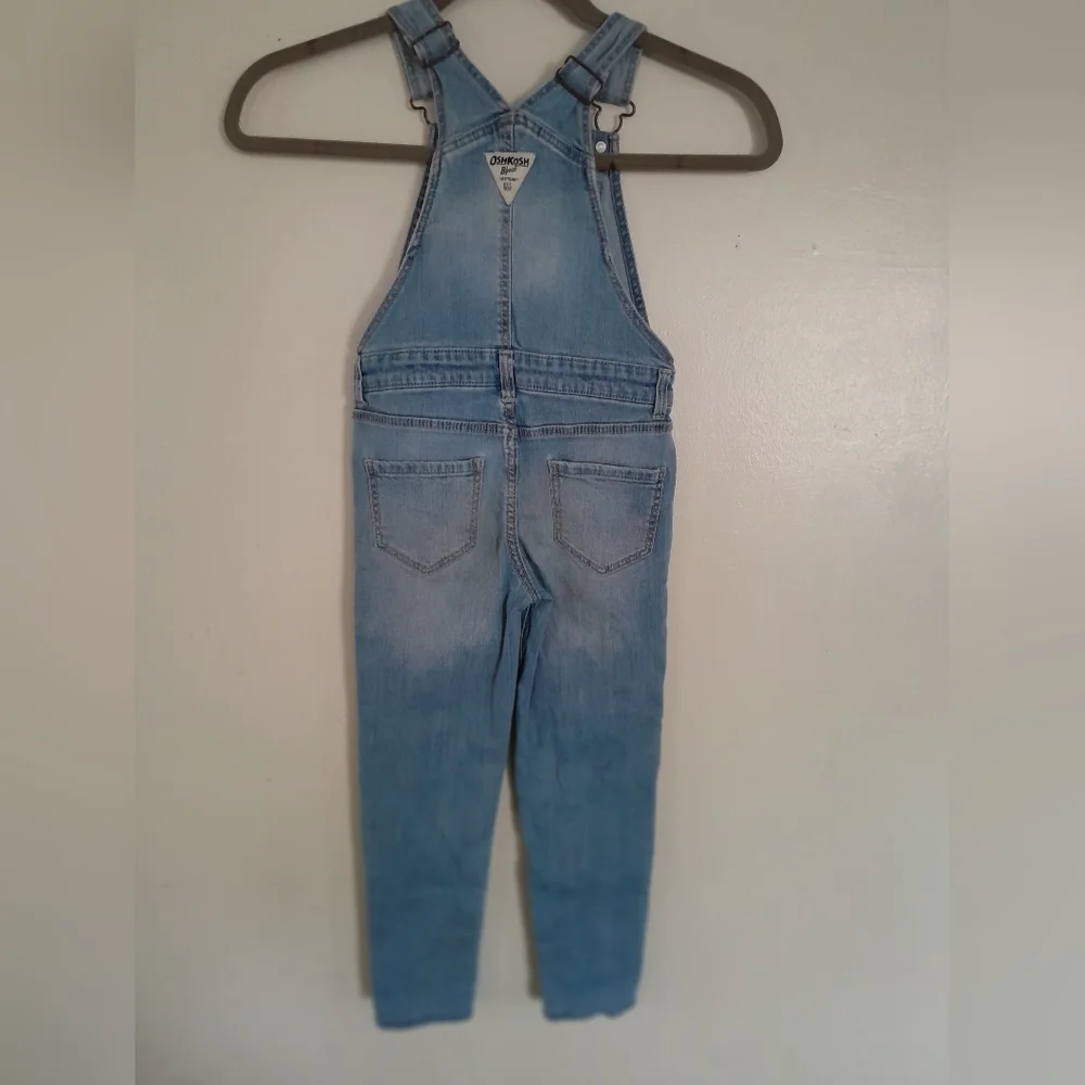 Girls Oshkosh Bib Overalls with Patches Size 6-6X - Picture 6 of 11